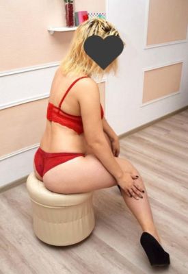 Студентка индивидуалка Викуля, рост: 165, вес: 50